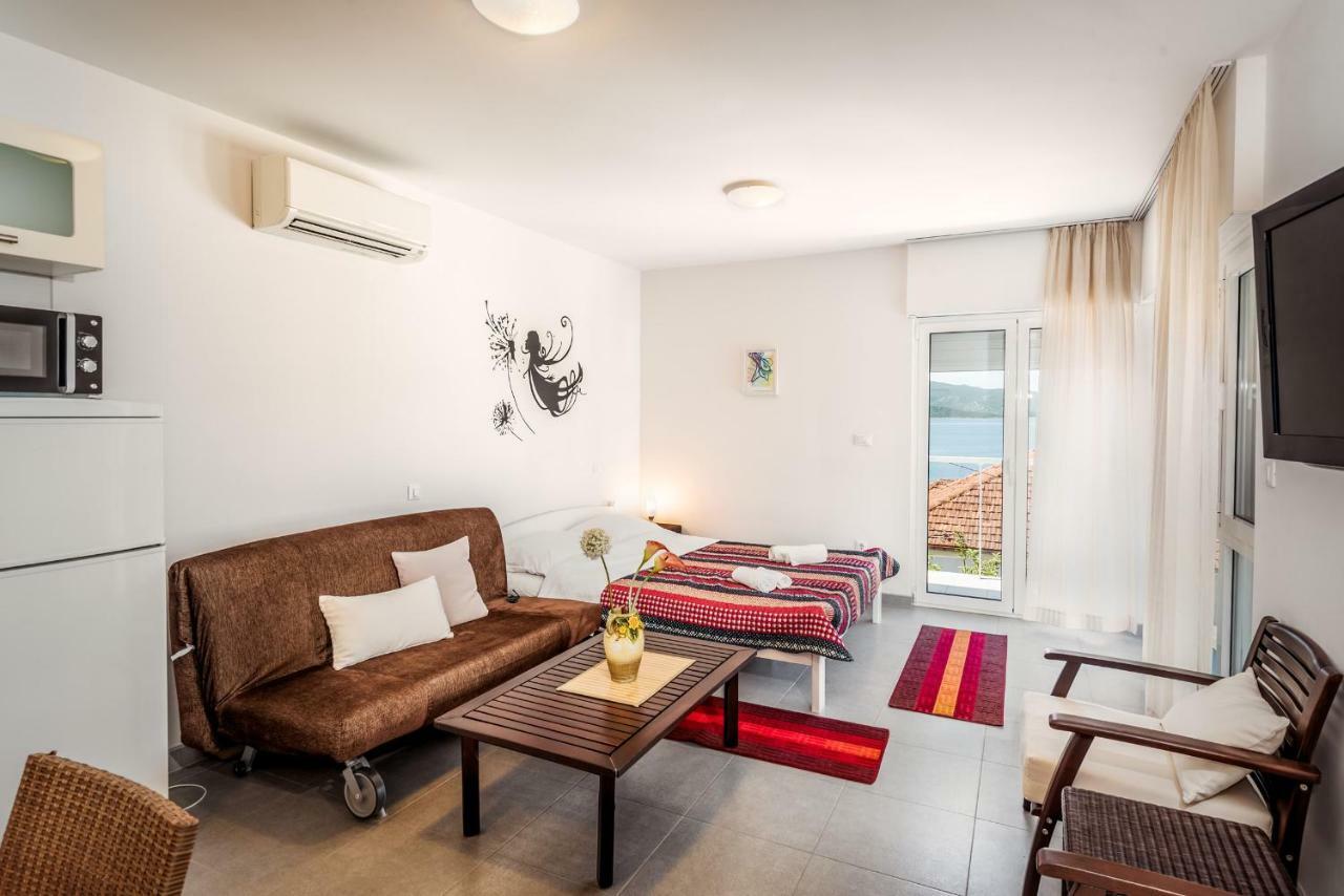 Apartmani Gelo كليك المظهر الخارجي الصورة