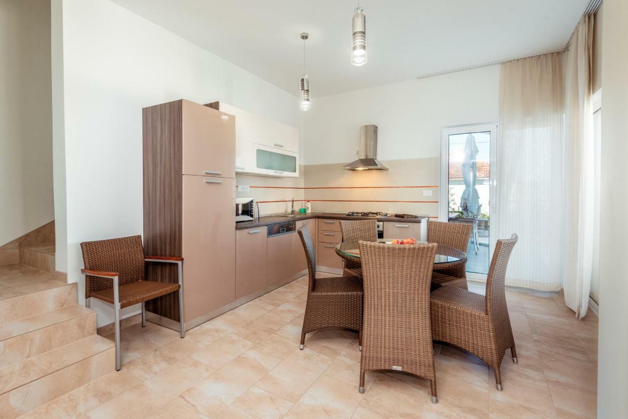Apartmani Gelo كليك المظهر الخارجي الصورة
